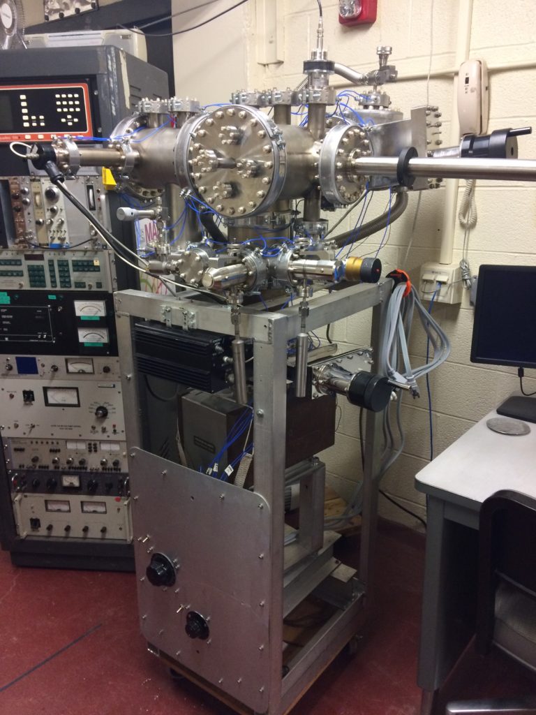 Rhode Island College RIC ultra high vacuum chamber and electronics rack